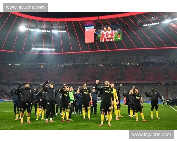 拜仁攻势如潮两中门框,汉堡众志成城守住平局 拜仁攻势如潮两中门框,汉堡众志成城守住平局